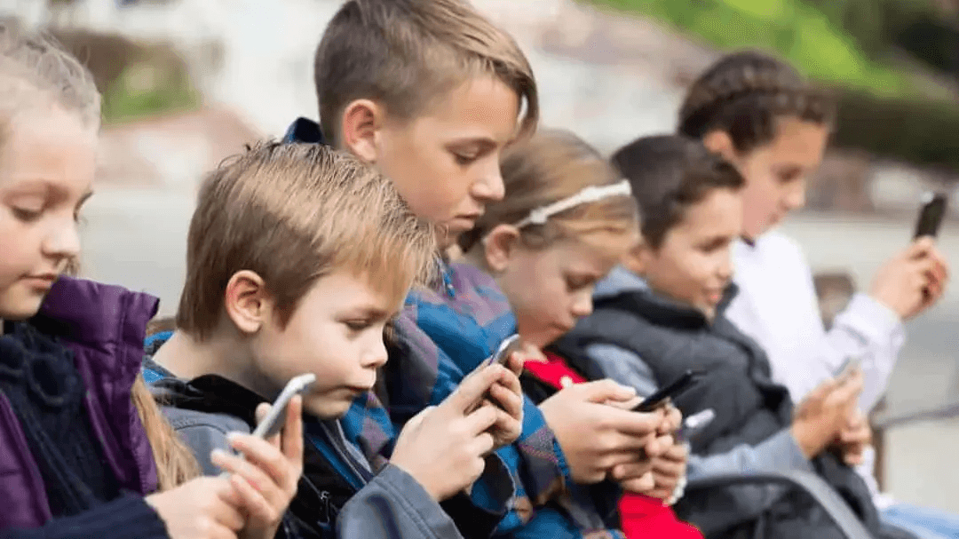 Australia Doubles Down on Big Tech: Will Tougher Social Media Laws Protect Children?